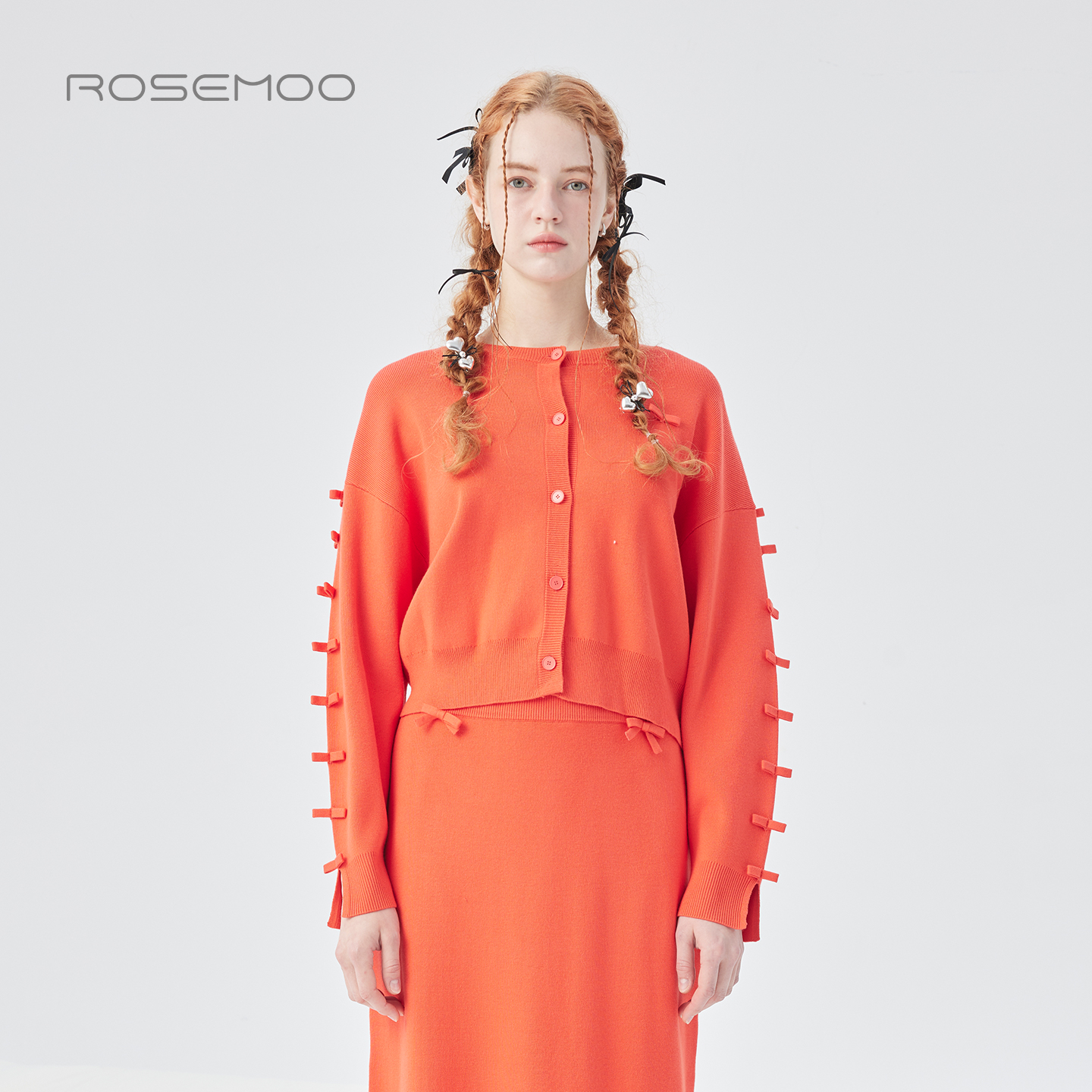 容子木ROSEMOO25冬【商场同款】干爽蝴蝶结系扣开衫RSS4NP451D