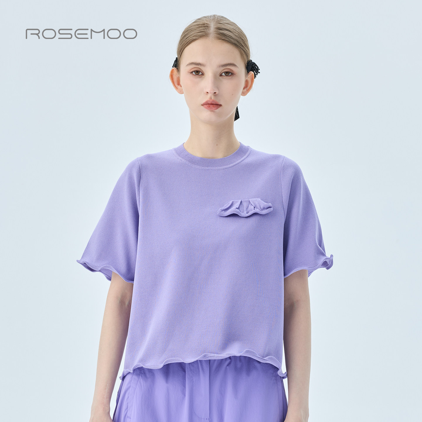 容子木ROSEMOO2026秋商场同款鱼骨边短款T恤套头上衣RWM3TP032T
