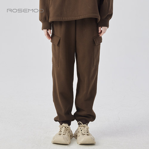 容子木ROSEMOO24年冬季新款粒绒大口袋长裤RCL4KP422D