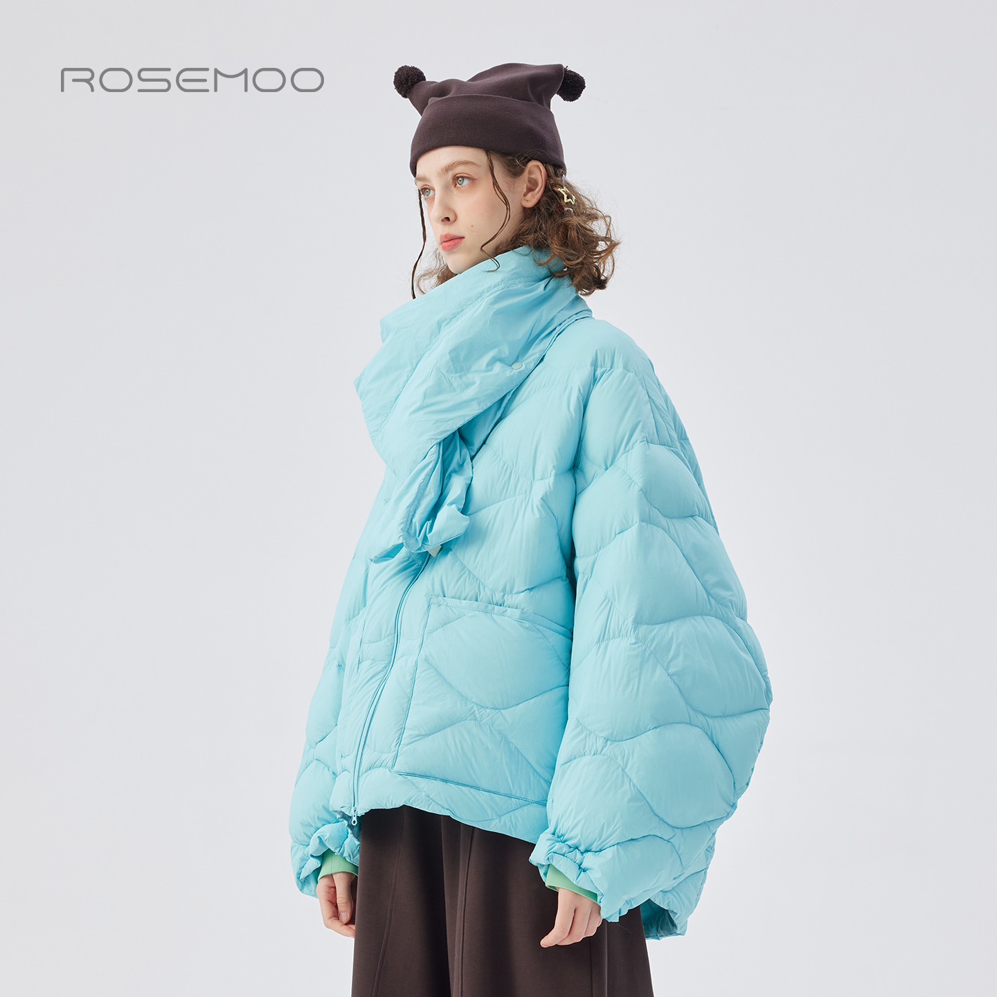 容子木ROSEMOO25秋【商场同款】平滑轻薄压线羽绒服RSS3YP402D