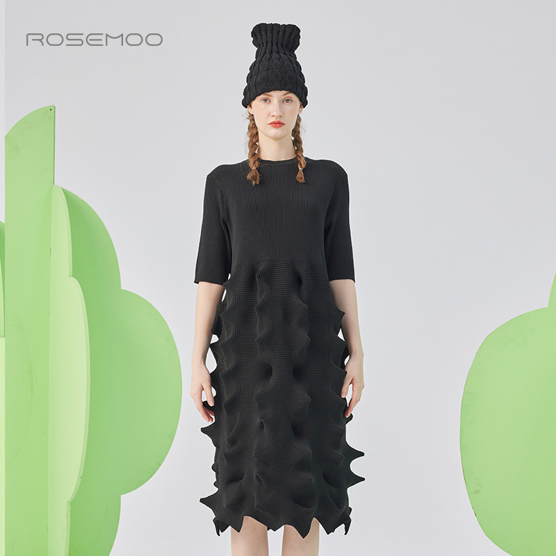 容子木ROSEMOO25春商场同款轻量感肌理五分袖连衣裙RSS1LP131A