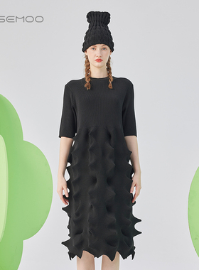 容子木ROSEMOO25春商场同款轻量感肌理五分袖连衣裙RSS1LP131A