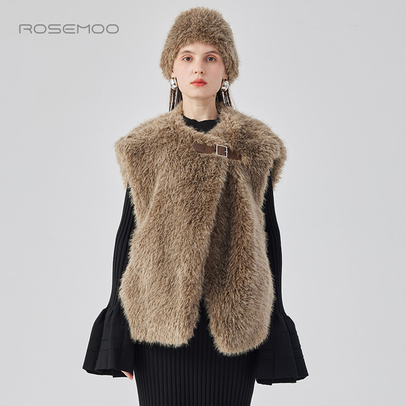 容子木ROSEMOO24年冬季新款长毛斜门襟马甲RCL4AP423D