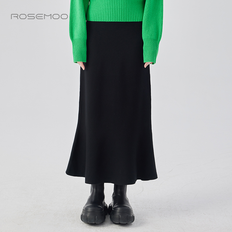 容子木ROSEMOO24年冬季新款亲肤舒适鱼尾半裙RCL4QP232B