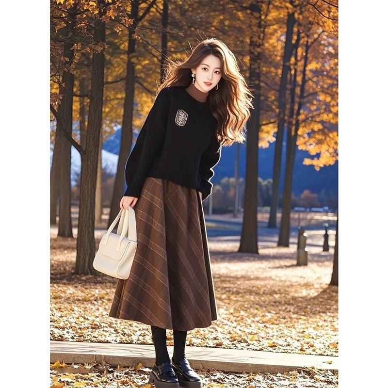 JOYIASS2025新款秋高级感超好看独特漂亮小香风黑色卫衣格纹半身