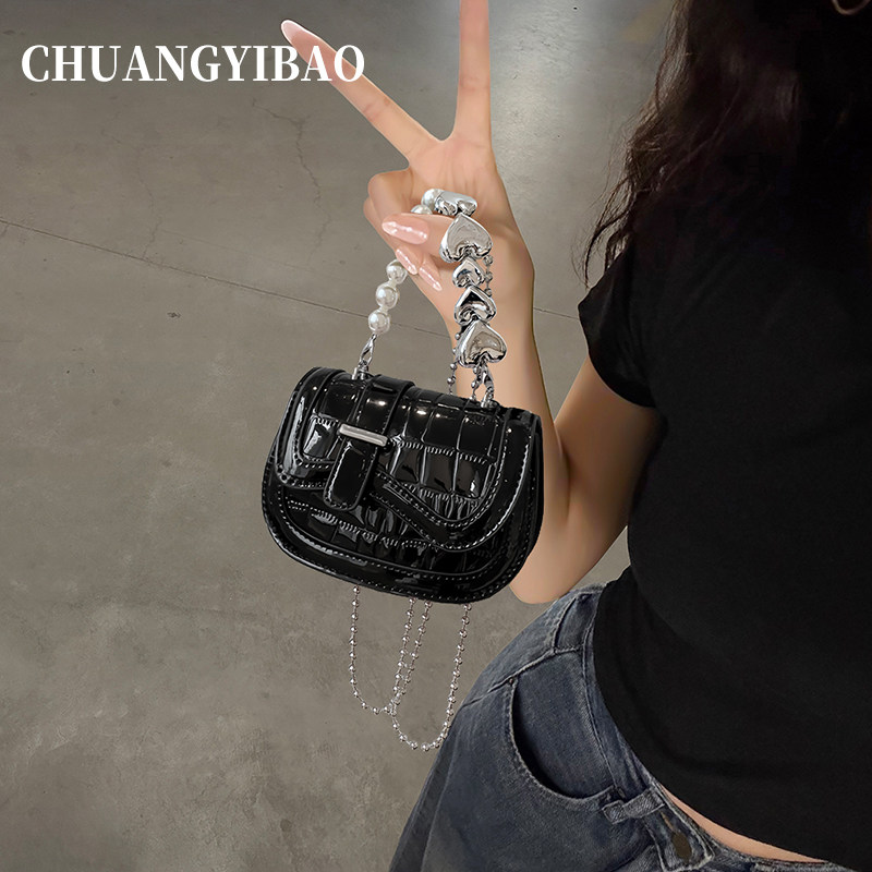 【品牌直营】高级感珍珠手提小包图片