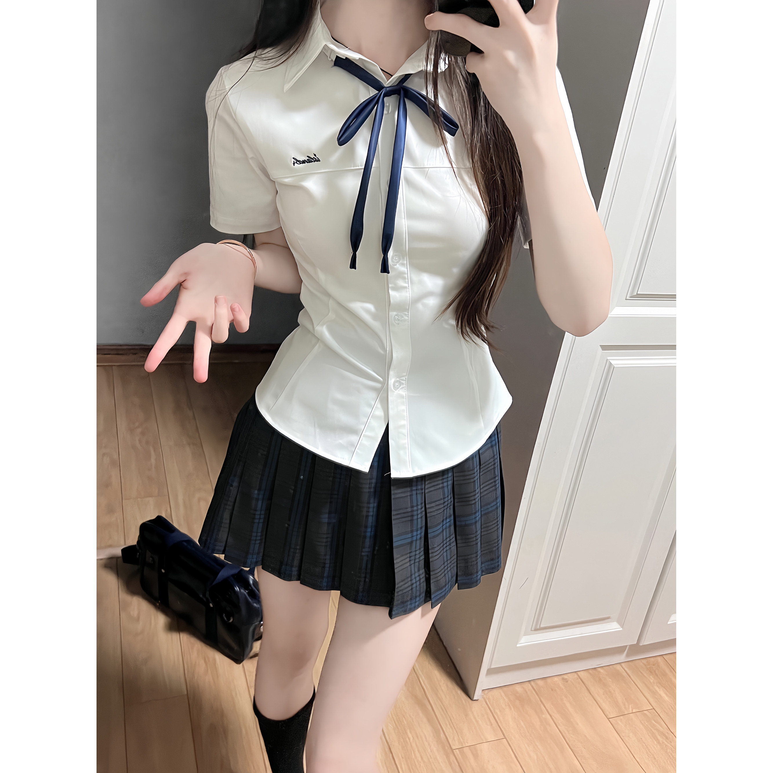 JK学院风白色收腰短袖衬衫