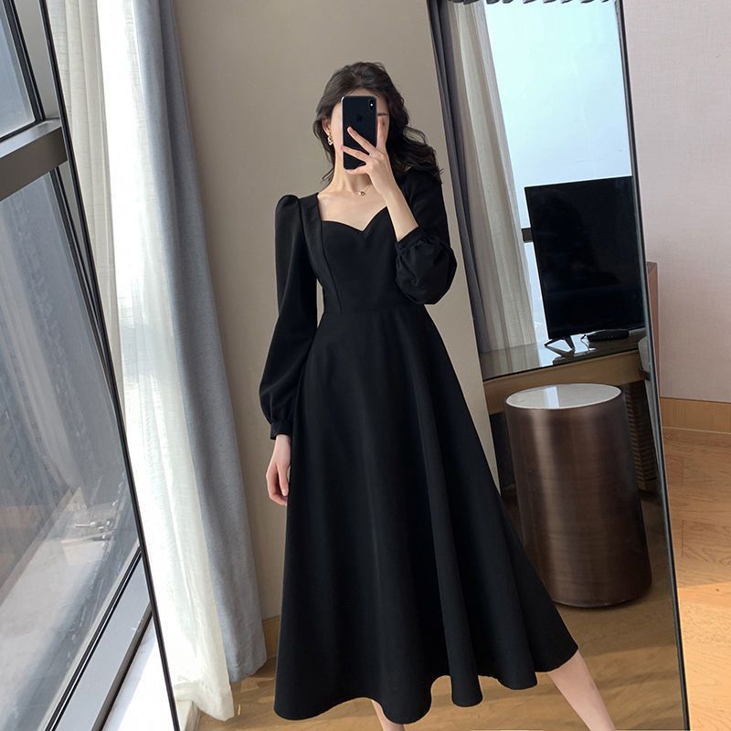 赫本风小黑裙女2026春秋新款复古v领长款过膝黑色气质连衣裙长裙