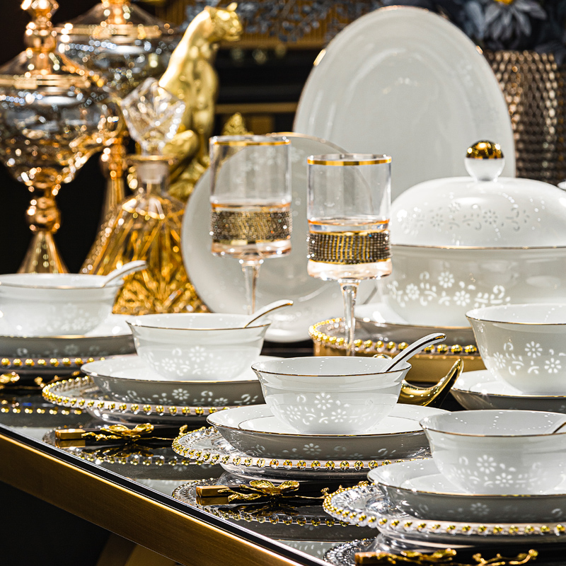 景德镇高温釉下彩玲珑瓷餐具套装