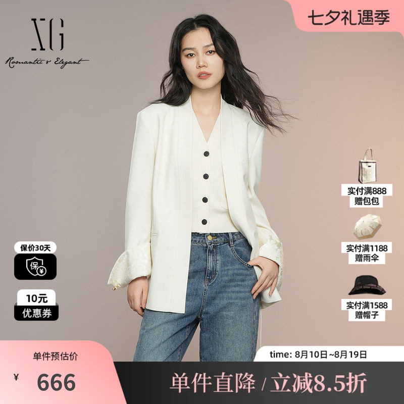 XG/雪歌XK307003A391 米白色羊毛混纺休闲西装垫肩系带长袖外套女