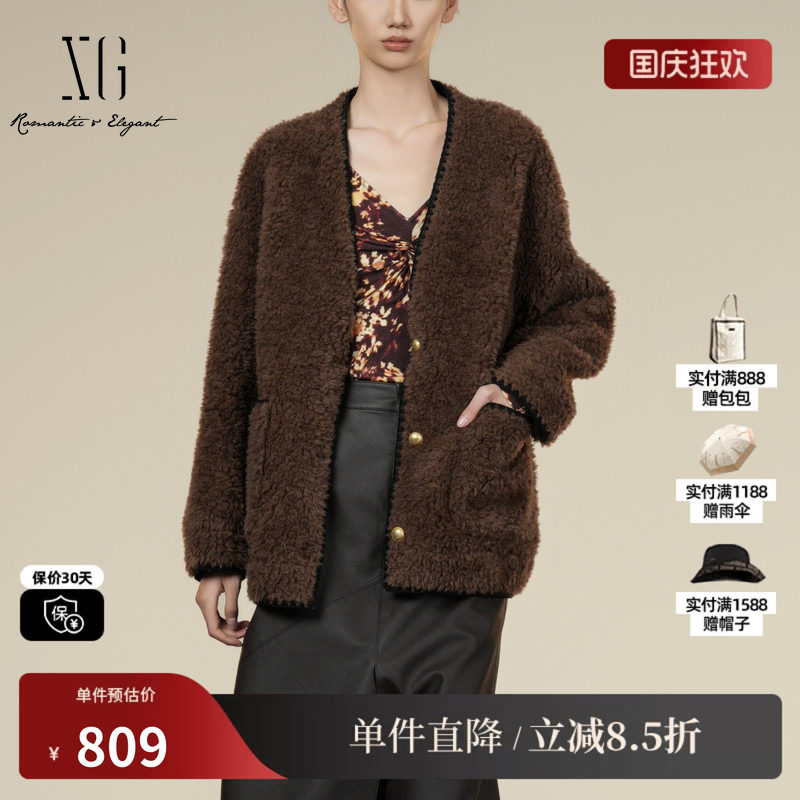 XG雪歌XK407014A574厚款绵羊毛外套2025冬季新款中长羊羔绒大衣女