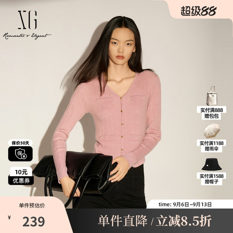 XG/雪歌XK411003A216 粉色修身长袖毛针织衫通勤显白打底短毛衣女