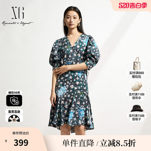 XG/雪歌XK204511A806花版莱赛尔棉泡泡袖连衣裙V领鱼尾收腰显瘦裙