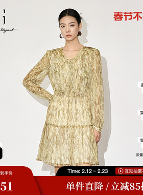 XG/雪歌XK304007B894微透印花连衣裙2025秋季新款碎花中长裙女装