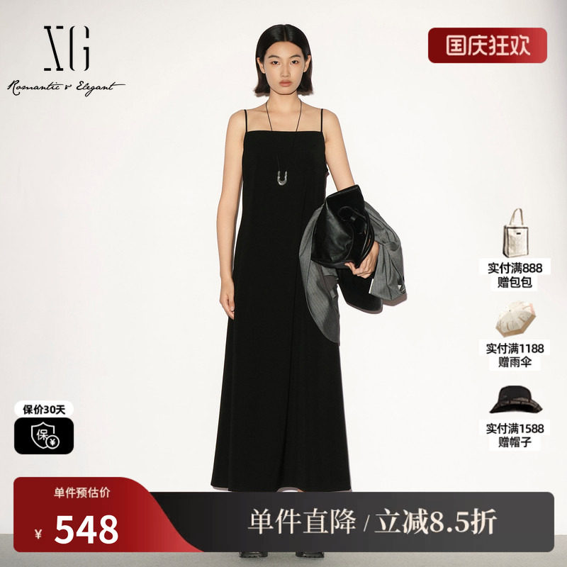 XG/雪歌 XL304015A190黑色吊带连衣裙方领气质高级感直筒长裙女装