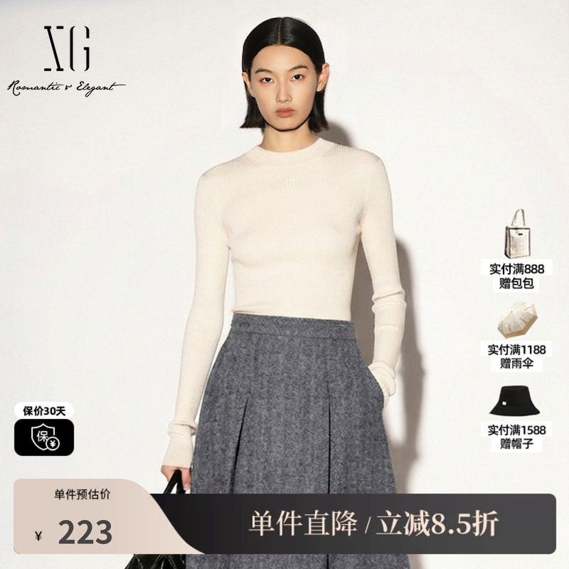 XG/雪歌 XK411772A851白色羊毛混纺圆领修身长袖针织衫打底内搭女