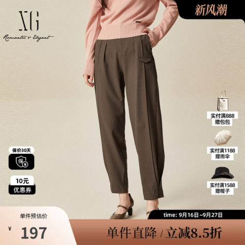 XG雪歌XJ402038A143军绿色休闲裤时尚秋季新款翻袋宽松哈伦长裤女
