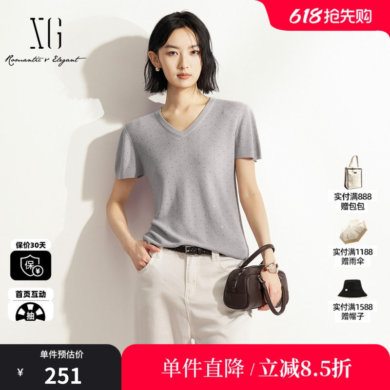 XG/雪歌XM211516A884灰色V领短袖针织衫薄款修身烫钻套头毛衫女装