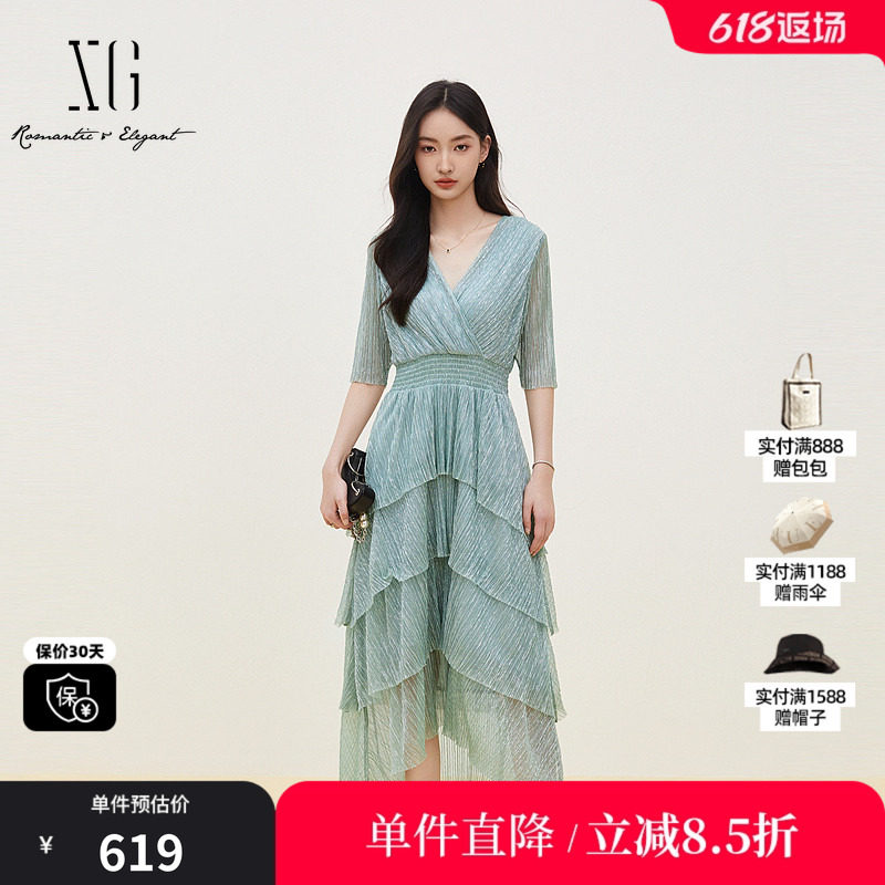 XG/雪歌XK204110A945湖水绿亮丝V领短袖连衣裙松紧收腰蛋糕伞裙女