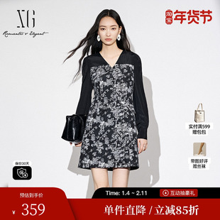 XG/雪歌XJ304004B297黑色碎花连衣裙时尚秋季新款长袖直筒短裙女