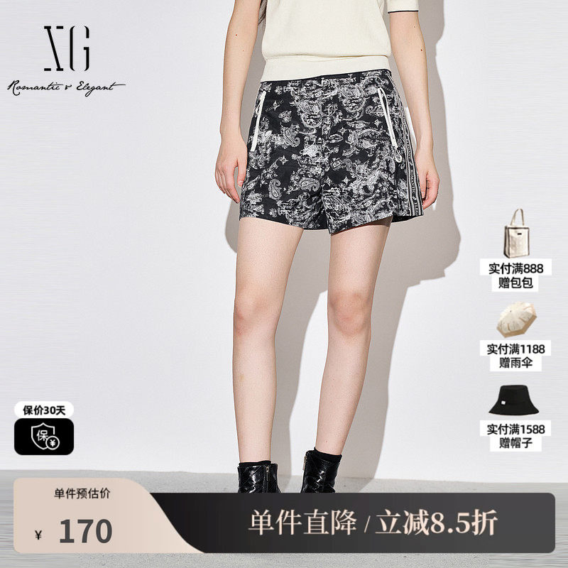 XG/雪歌XJ302003B297满版印花休闲裤时尚秋季新款宽松棉感短裤女
