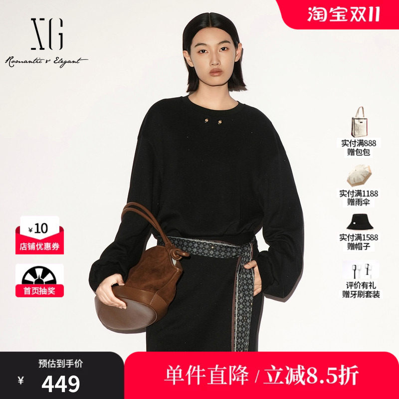XG/雪歌 XL301009A328藏青色配飘带圆领长袖卫衣短款休闲收腰女装