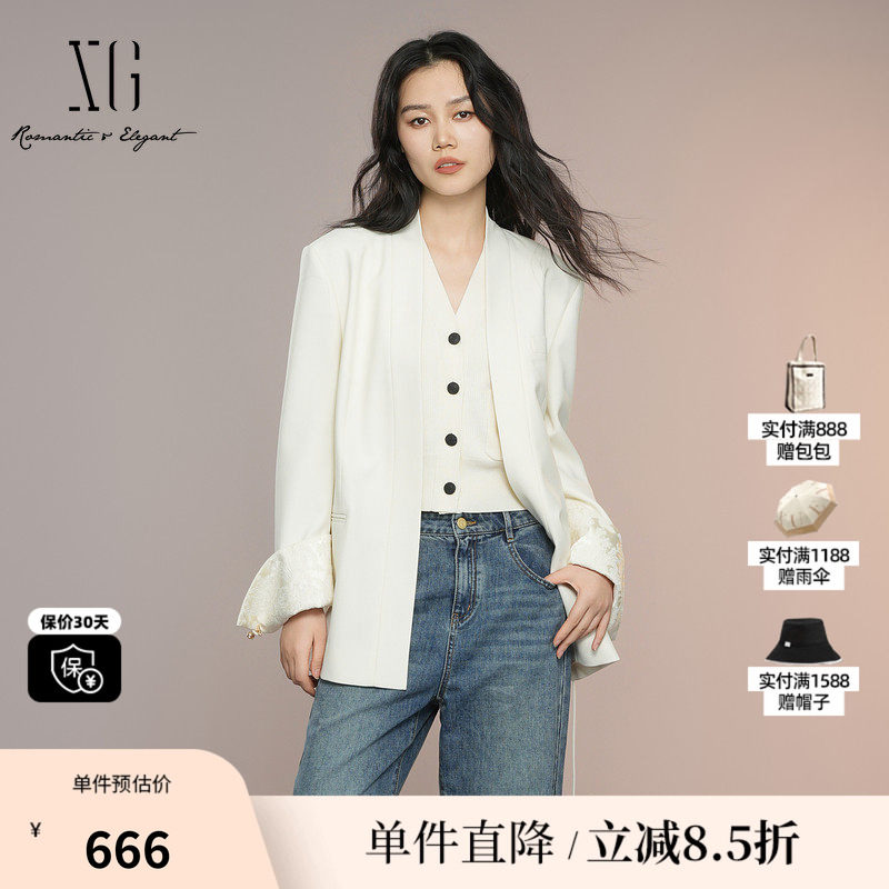 XG/雪歌XK307003A391 米白色羊毛混纺休闲西装垫肩系带长袖外套女