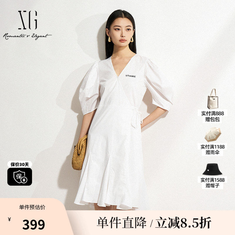 XG/雪歌XK204510A851白色纯棉泡泡袖连衣裙V领鱼尾收腰显瘦套头裙