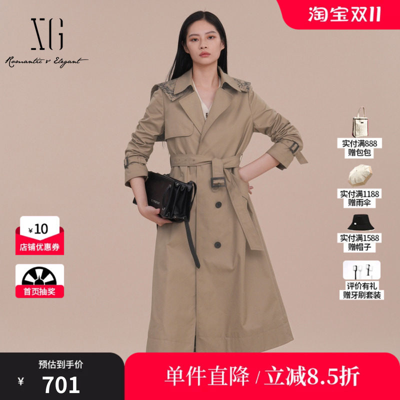 XG雪歌XK108006A273卡其色棉感风衣2025春季新款淑女风长款外套女