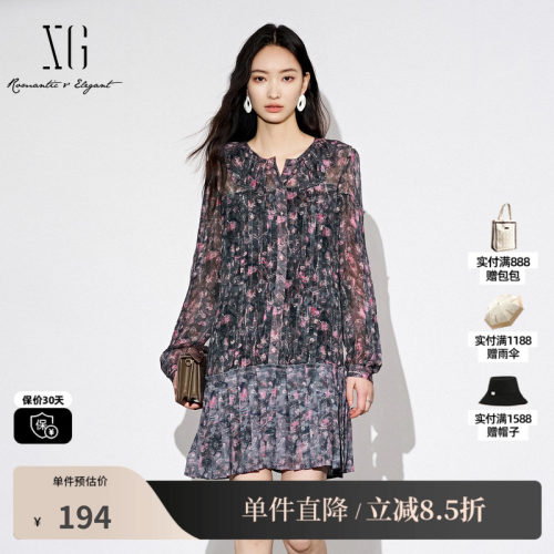XG雪歌XJ304026B696荷叶领长袖连衣裙时尚新款碎花百褶短裙女
