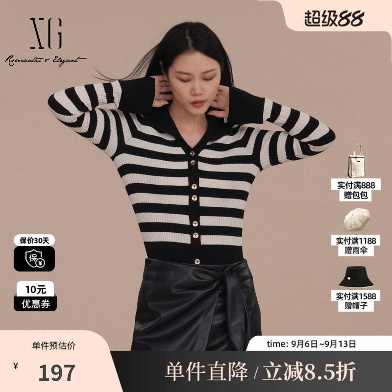 XG/雪歌XJ411111A999 黑白条纹设计针织衫长袖套头修身打底毛衫女