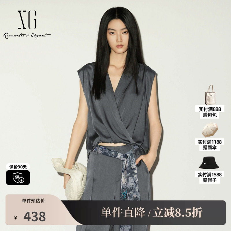 XG/雪歌XL221017A484灰色醋纤无袖衬衫V领交叉绑带垂感醋纤上衣女图片