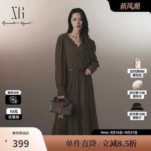 XG/雪歌XJ404014A572深咖色连衣裙时尚冬季新款蕾丝镂空中长裙女