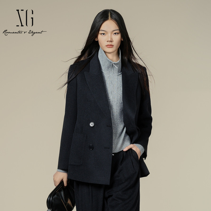 XG/雪歌 XK410030A183深灰色羊毛混纺西装翻领毛呢外套直筒大衣女