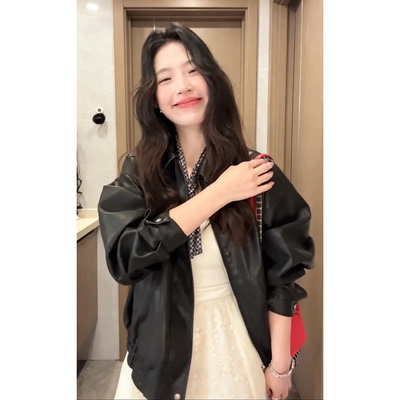 复古翻领PU机车短夹克女黑色