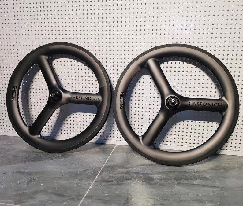 卡本仙CARBONICIAN 碳纤维一体轮20寸451三刀100/130圈刹11速轮组