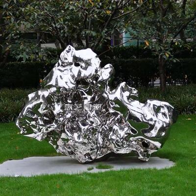 不锈钢太湖石雕塑大型镜面金属抽象异形石酒店水池水景艺术摆件