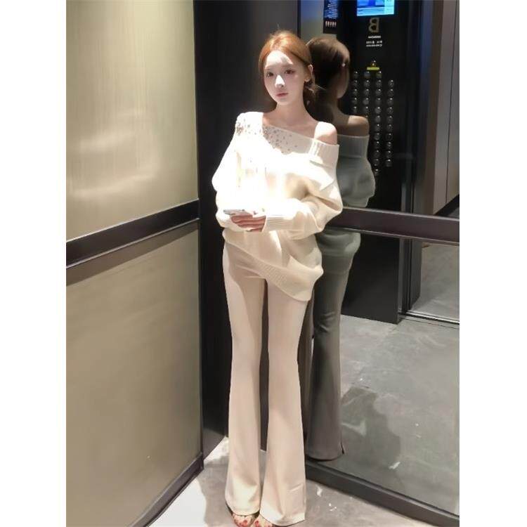 JOYIASS高级感一字肩带钻套头毛衣牛仔裤女秋冬加厚慵懒松弛感韩