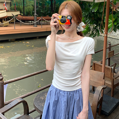 巨好看的斜肩短袖t恤女露肩短款