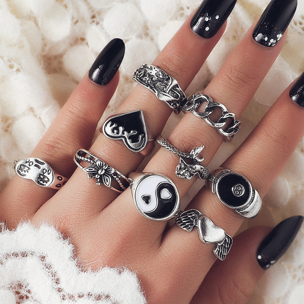 Retro Love Digital Wings Butterfly Chain Serpentine Ring set