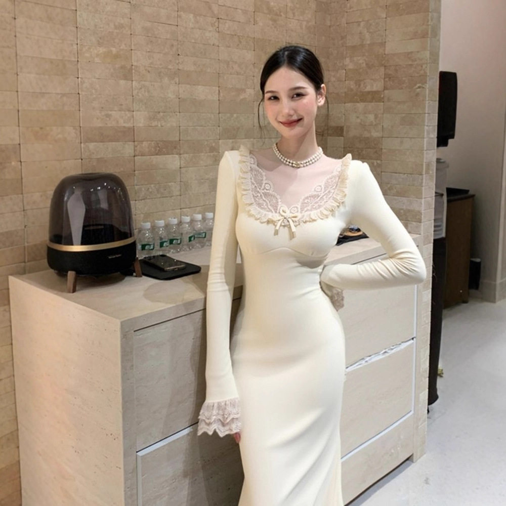 法式温柔风荷叶领蕾丝连衣裙女2025秋冬新款时尚修身收腰感长裙子,女装/女士精品,连衣裙,淘宝优惠券,粉丝福利购,淘宝优惠卷