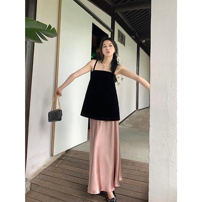 黑色丝绒吊带连衣裙上衣2025夏季新款女设计感百搭宽松显瘦背心