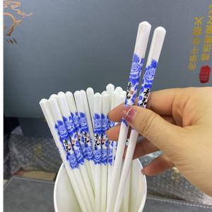 10双陶瓷筷子抗菌防霉家用健康中式瓷筷防滑耐高温酒店饭店用筷