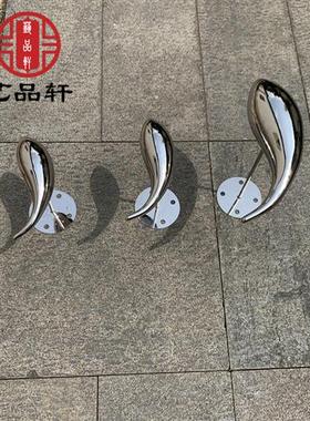 售楼部水池景观不锈钢抽象创意鱼群雕塑户外金属镜面小鱼装饰摆件