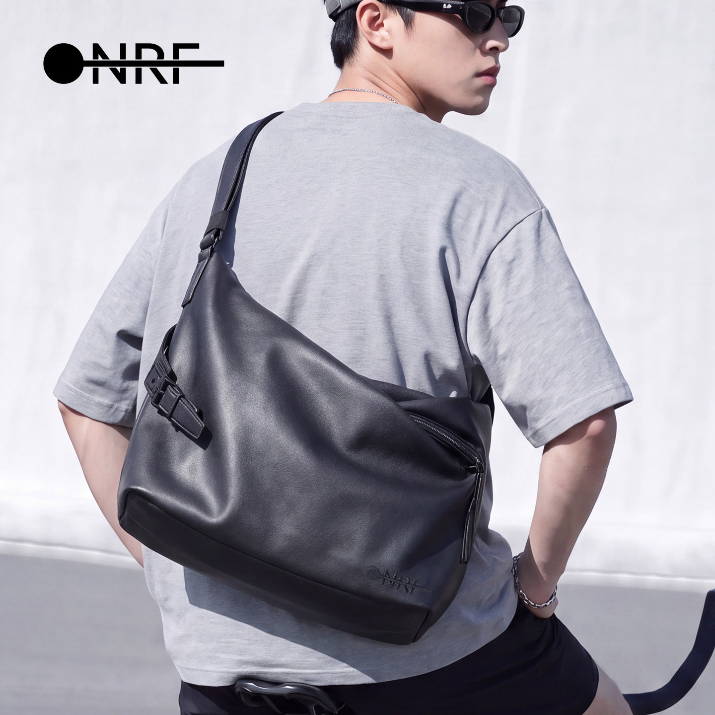 ONRF斜挎托特包极简大容量