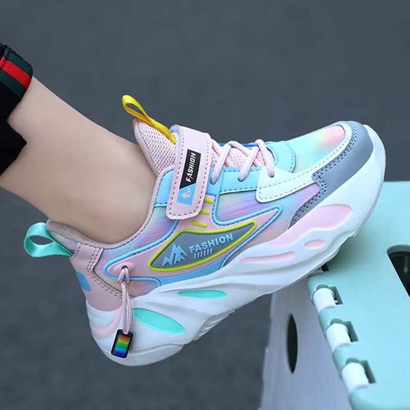 女童彩虹运动鞋2025春季新款儿童皮面软底跑步鞋中大童女孩老爹鞋