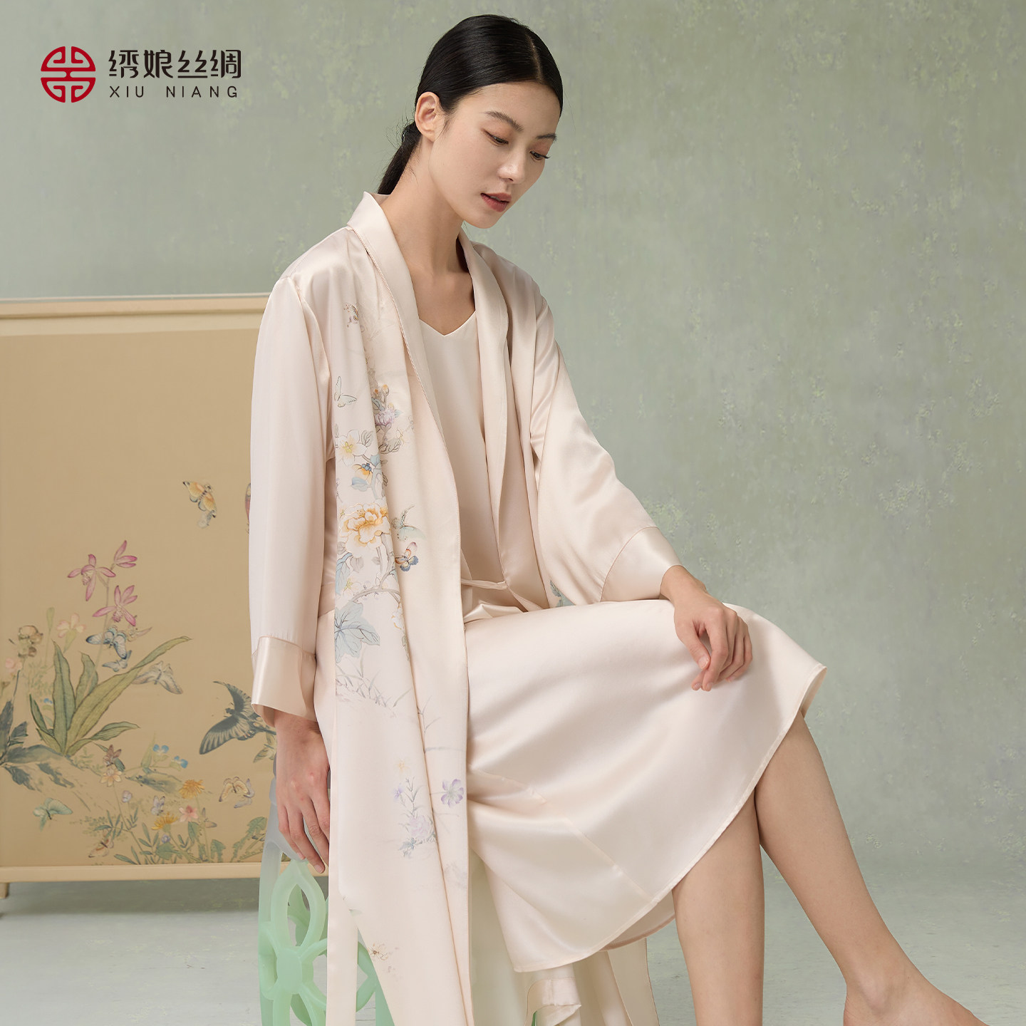 绣娘丝绸新款春夏季100%桑蚕丝吊带裙手工苏绣国风真丝睡袍睡衣