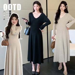 2026春季韩流修身显瘦针织拼接蕾丝长款连衣裙