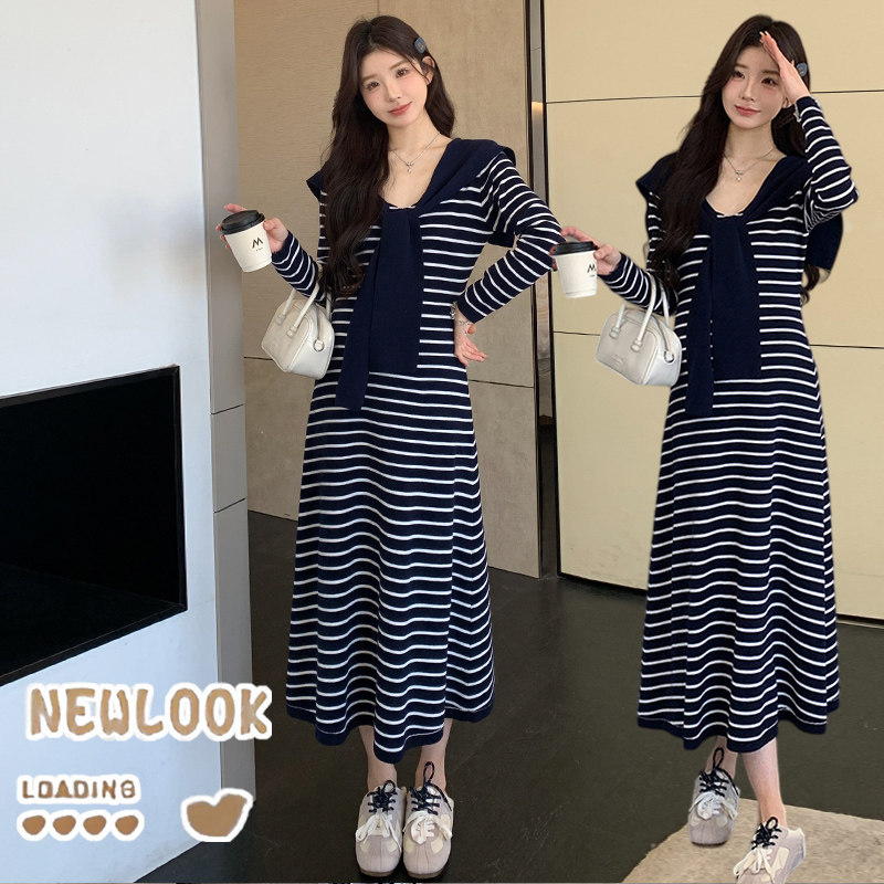 2026春季新款软糯修身长袖针织连衣裙松弛感披肩连衣裙