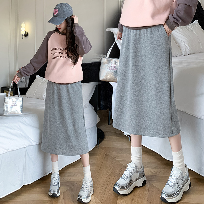 孕妇半身裙春秋季休闲垂感百搭直筒卫裙子托腹宽松时尚中长款半裙